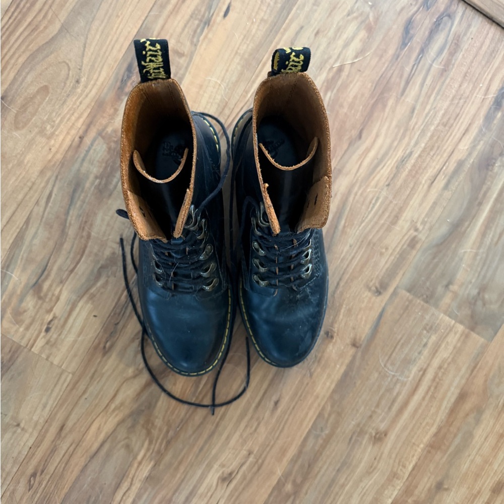 platform doc Martin’s